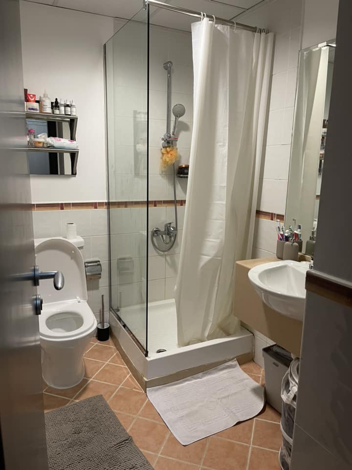 DUBAI: Furnished Bedroom