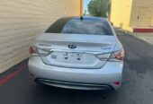 DUBAI: HUNDAI SUNATA (HYBRID) US SPECS