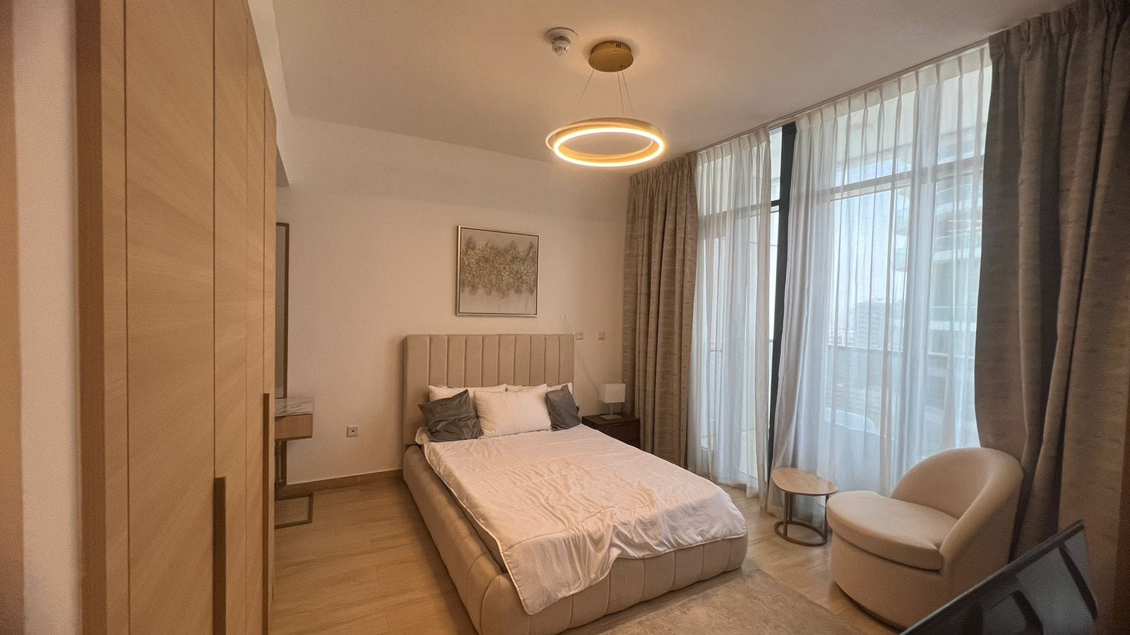 DUBAI: Fully furnished apartments