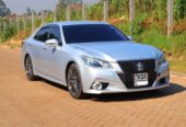 NAIOROBI: Toyota Crown 2013-Model (S-Grade)