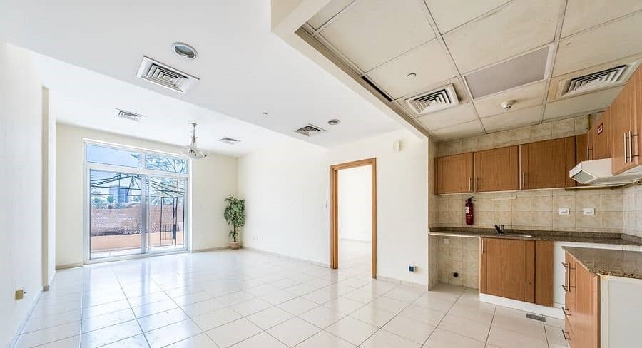 DUBAI: Beautiful One Bedroom Apartment for Sale  . . . AED 860,000